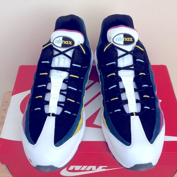 ‘CACTUS FLOWER’ NIKE AIR MAX 95 SNEAKERS - Picture 4 of 9